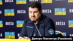 За його Дмитра Плетенчука, корабель «Іван Хурс» – це не бойова одиниця, а частина допоміжного флоту Чорноморського флоту Росії