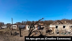 «З кожним днем все важче і важче. На жаль, на сьогодні 90% міста вже зруйновано або пошкоджено»
