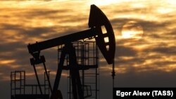 Країни ОПЕК+ намагаються підвищити ціни на нафту на тлі уповільнення глобального попиту