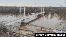 Раніше влада Оренбурга повідомляла, що 12 квітня повінь у місті досягне пікових значень, а потім вода піде на спад