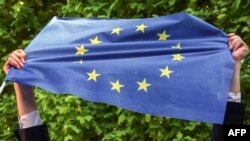Раніше агенція Reuters повідомляла, що країни Євросоюзу не змогли ухвалити цей пакет санкцій через дії Німеччини, яка затягувала процес.