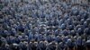 Pjesëtarët e rinj të Policisë së Kosovës marrin pjesë në ceremoninë e diplomimit të gjeneratës së 58-të të Policisë së Kosovës, në Prishtinë, më 14 korrik 2023.