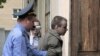 Belarus hökümetine we ýurtdaky maliýe çökgünlige garşy protest geçirilende, polisiýa telim adamy tussag edipdi.