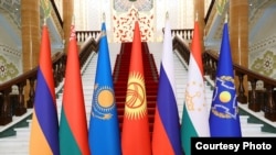 ЖККУ уюмуна мүчө өлкөлөрдүн мамлекеттик туулары.