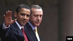 Turkey -- Prime Minister Recep Tayyip Erdogan (R) meets with US President Barack Obama in Ankara, 06Apr2009