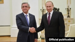Vladimir Putin və Serzh Sarkisian 