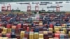 Containere în portul din Nanjing, în provincia Jiangsu din estul Chinei, pe 12 august 2025.