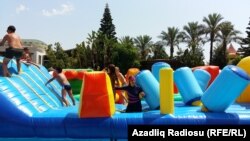 Antaliyada oteldə əyləncə
