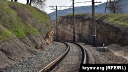 За даними російського чиновника, подія трапилась у Залізногорському районі на 48-му км траси Тросна-Калинівка (фото ілюстративне)