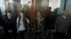 Jurnaliștii Konstantin Gabov, Antonina Favorskaia, Artiom Kriger și Serghei Karelin au fost condamnați marți de o instanță din Moscova la cinci ani și jumătate de închisoare fiecare. 
