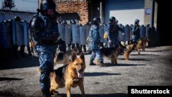 У районі проведення навчань можуть бути перекриті проїжджа частина та пішохідні зони