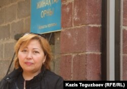 Мать призывника Жанна Бекбосынова. Алматы, 12 октября 2011 года.