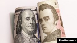 На українському міжбанківському валютному ринку вперше за останні майже два тижні торги відкрилися без різкого зростання долара