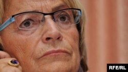 Doris Pack, Fotografije uz tekst: Midhat Poturović