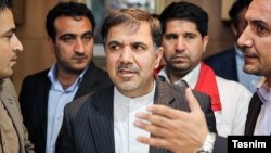 عباس آخوندی در جلسه استیضاح خود توانست که رای مثبت ۱۵۲ نماینده مجلس را کسب کند و در سمتش ابقاء شد.