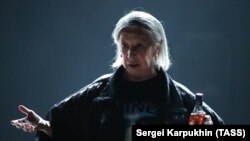 Народная артистка России Лия Ахеджакова в спектакле "Первый хлеб"