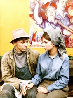 Scenă din „Ciocîrlii pe sîrmă” (1969)