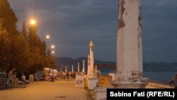 Abhazia, Georgia 2016: Faleza la orele serii, Suhumi