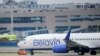 Boeing 737-800 авіякампаніі Белавія ў маскоўскім аэрапорце, архіўнае фота