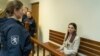 Євгенія Гуцул (праворуч) у залі суду, квітень 2025 року
