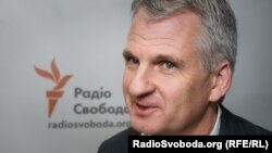 Тімоті Снайдер – американський історик. Професор Єльського університету. Фахівець з історії Східної Європи, зокрема, історії України, Польщі, а також Росії. 2016 рік