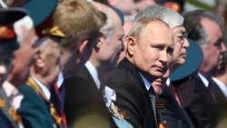 Путин парад кунаклары белән