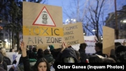 Protest în București împotriva poluării aerului.
