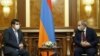 Հայաստանի վարչապետին ծննդյան օրվա առթիվ շնորհավորել է Արցախի նախագահը