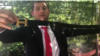 Oligarhul fugar Ilan Shor,
condamnat de prima instanță în dosarul furtului miliardului, amenințând jurnaliștii cu cureaua, august 2018