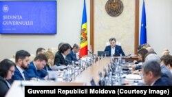 Decizia privind alinierea la normele UE privind „alimentele noi” a fost aprobată la ședința Guvernului din 26 martie. 