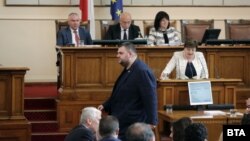 Предложеният от Делян Пеевски "американски модел" бе приет от ГЕРБ