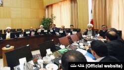 ماده ۱۲ لایحه یاد شده خرید و فروش اطفال و کودکان را ممنوع و برای عاملان آن مجازات درجه شش در نظر گرفته شده است.
