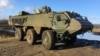 Pentru vehiculele blindate Patria 6x6 vor fi cheltuite 60 de milioane de euro.<br />
Vehiculele de fabricație finlandeză pot transporta până la 12 persoane și pot fi configurate pentru &bdquo;înot&rdquo; pe căi navigabile calme.