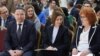 Maia Sandu (centru), la Adunarea Generală a Judecătorilor, alături de președintele Consiliului Superior al Magistraturii, Sergiu Caraman, și președinta Curții Constituționale, Domnica Manole, 11 aprilie.