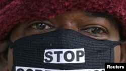 "Globallaşygyň dinamikasy we informasiýa tehnologiýasy korrupsiýanyň ýaýramagyna-da ýol açdy".